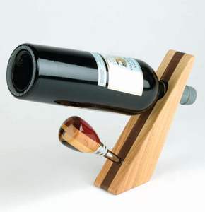 Porte-bouteille en bois artistique conçu pour améliorer le rangement des bouteilles tout en ajoutant une touche esthétique - Product Image 3