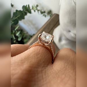 Anillo de Diamante de Laboratorio con Corte Cojín de 3.00 Quilates, VVS2 VVS1, para Compromiso, para Ella, Precio de Fábrica, Proveedor Mayorista - Product Image 2