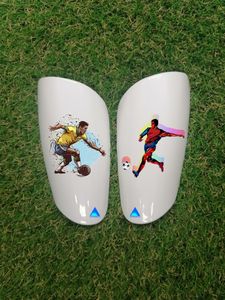 Equipo de protección de jugador de fútbol masculino de alto nivel Tipo 18 Espinilleras de altos estándares - Product Image 2