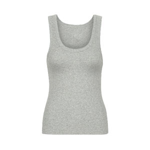 Camiseta sin mangas de mezcla de algodón tejido suave como la mantequilla para mujer, con escote ligeramente pronunciado en la espalda, transpirable, ecológica, de secado rápido y caída ligera. - Product Image 1