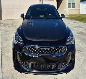 KIA STINGER GT1 2018 d'occasion, conduite à gauche/droite - Product Image 1