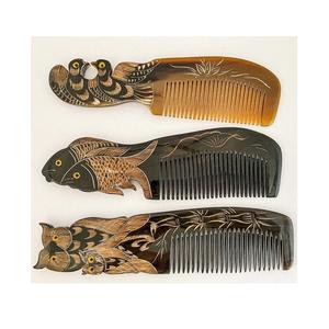 Peigne en corne naturelle, outil durable et écologique fait main, finition lisse et polie, fabriqué à partir de corne, parfait pour le toilettage quotidien des cheveux - Product Image 2