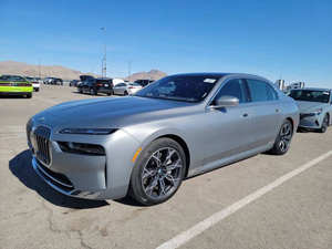 สภาพดีเยี่ยม รถมือสอง ปี 2023 BMW i7 - Product Image 4