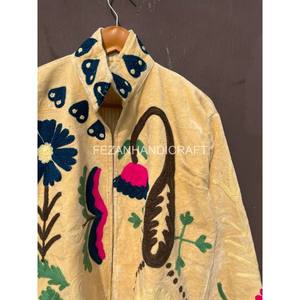 Chaqueta Acolchada de Terciopelo con Bordado Floral Unisex para Mujer, con Dos Bolsillos Laterales, Forro de Algodón de Secado Rápido, Largo Regular - Product Image 2