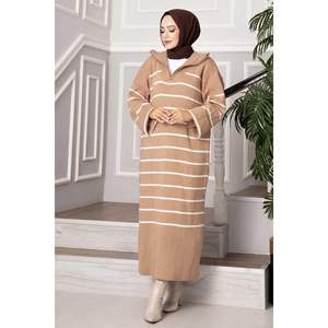 Vestido de punto de cuello alto a rayas, ropa deportiva, camiseta de fitness con silueta de patrones únicos que se adapta perfectamente - Product Image 2