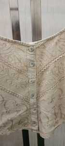 Débardeur court décontracté en popeline brodée géométrique avec boutons pour la saison du printemps et de l'automne - Product Image 2