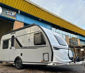 Buy New RV Travel Camper Double Axle Off-Road <b>Trailer</b> Triple Bunks Caravans / Luxury Off-Road Mobile Travel Home Caravan - Product Image 1