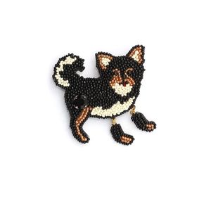 Venta al por mayor hermosos broches de moda nuevo diseño lingotes broches de alambre tela bordada mejor calidad bajo precio-con cuentas - Product Image 6