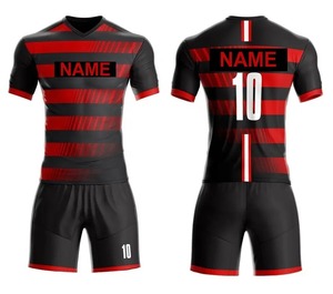 Maillot de football imprimé par sublimation personnalisée uniforme de football en polyester uniforme de football de l'équipe de club maillot de football respirant pour hommes - Product Image 3