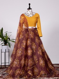 Lehenga Choli-ropa de fiesta de diseño indio, tejido de Organza con estampado Floral, venta al por mayor - Product Image 2