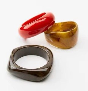 Luxury resin <b>napkin</b> <b>rings</b> with hand sculpted textures for formal event hosting and decorative dinner environments - Product Image 2