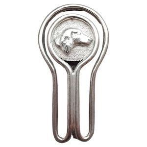 Marcapáginas artístico de metal con patrón floral adecuado para lectores creativos que aprecian los accesorios elegantes y funcionales - Product Image 1