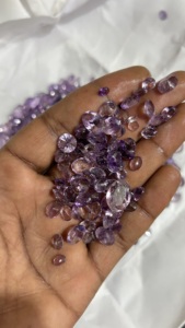 อัญมณีคริสตัลเหลี่ยมเพชรพลอยธรรมชาติขนาด3/8มม. ทำเครื่องประดับจากแร่เข้มจากแอฟริกาปรับแต่งได้ - Product Image 2