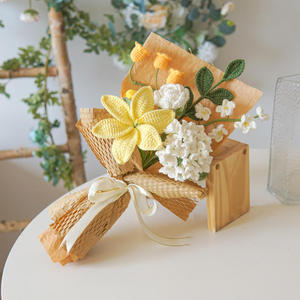 Ramos de Flores Tejidos a Mano con Lirios y Hortensias, Exquisitamente Empaquetados, para Regalos de Bodas y Festividades - Product Image 5