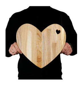 Planche à découper en bois en forme de coeur Planche à découper en bois d'acacia ronde à prix d'usine professionnelle Top vente - Product Image 1
