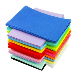 Feutres perforés à l'aiguille PP respirants écologiques personnalisés Tissu polyester imperméable tout non tissé souple Tissu non tissé optimal - Product Image 2