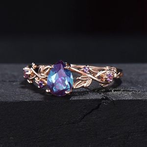 Anillo de Compromiso de Plata de Ley 925 con Alejandrita que Cambia de Color, Corte Pera, Clásico, Chapado en Oro de 18K, Engaste de Garras, para Mujer - Product Image 5