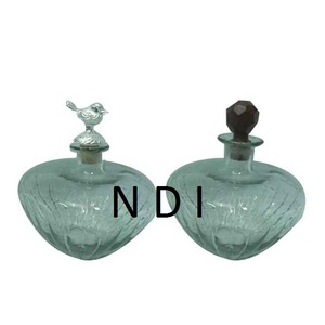 Bouteille de parfum en verre décorative faite à la main de style moderne Conteneur de parfum liquide de forme personnalisée Bouteilles en verre décoratives - Product Image 6