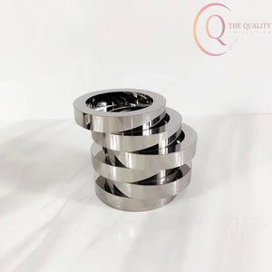 Elegante Florero de Metal para Mesa, Ideal para Decoración de Sala de Estar y Oficina, Mejora el Ambiente con un Toque de Sofisticación Moderna - Product Image 3