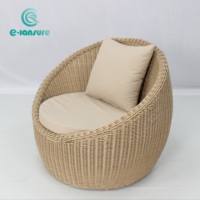 Ensemble de canapés de jardin minimaliste pour l'extérieur avec table basse ronde, style simple pour jardin, hôtel, cour