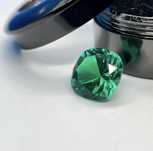 Vendo LAB GROWN COLOMBIAN Forma de cojín Corte Piedras preciosas sueltas Fabricante directo Precio al por mayor Joyería 2mm a 30mm - Product Image 2