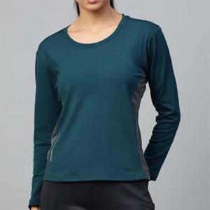 Camiseta deportiva elegante para mujer, suave y duradera para gimnasio, yoga y actividades informales de verano, decoraciones ecológicas con apliques de botones - Product Image 1