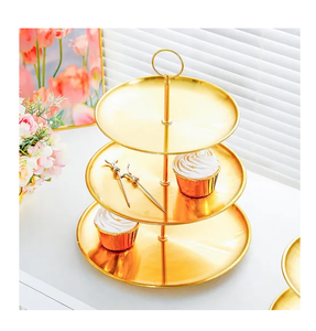 Support à gâteau en laiton de qualité supérieure poignée ronde à 3 niveaux plateau de Service d'événements de mariage en laiton à bas prix - Product Image 5