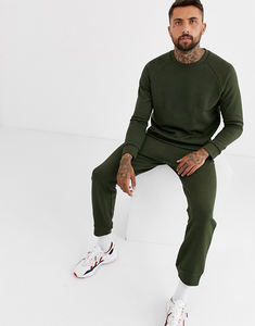 Admiration Men's Street Sudaderas con capucha en blanco Algodón personalizado French Terry Parche bordado desgastado Venta al por mayor Chándales y chándal - Product Image 4