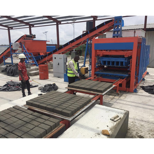 Máquina para fabricar bloques de hormigón Máquina de bloques huecos de alta calidad, opciones de tamaño de máquina de adoquines disponibles - Product Image 3