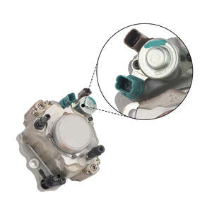 Pompe d'injection de carburant HongWang d'origine reconditionnée 28526390 7256789 pour S740 S750 S770 S850 T740 T750 T770 T870 Skid Steer - Product Image 2