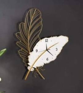 Reloj de pared de Metal con diseño de plumas moderno, colgante elegante, diseño único para decoración del hogar, sala de estar, dormitorio, oficina, Hotel, boda - Product Image 2