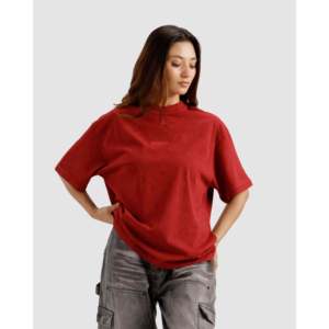 Camiseta Esencial Color Granate Lavado, 100% Algodón Transpirable, Jersey Comprimido con Impresión de Logotipo - Product Image 6