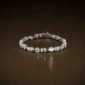 Bracelet tennis en moissanite incolore multiforme pour cadeau de mariage en argent 925, bracelet en pierres multiformes à bas prix - Product Image 1