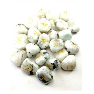 ชุดอักษรรูนคริสตัลรูปพระจันทร์สีรุ้งหินพลังงานจากนิกายวิคคาธรรมชาติสำหรับการทำนายและการทำสมาธิโดยสัญชาตญาณในการป้องกันไวกิ้ง - Product Image 2