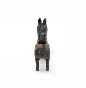 Artículos de decoración para sala de estar Artículos de MOQ bajo Paquete de tamaño Logotipo personalizado Precio Artesanía asequible Caballo grande de madera antiguo - Product Image 1