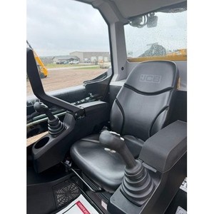 Mini-chargeuse compacte 4x4 J-CB 270 2026 avec moteur Perkins et benne, capacité de levage jusqu'à 50 tonnes - Product Image 6