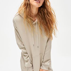 2025 nuevo diseño grueso invierno suave felpa calentada con capucha Manta con mangas almohadilla térmica servicio OEM disponible - Product Image 2