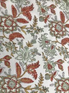Tela de Algodón Estampada a Mano con Diseño Floral Color Marfil |   Textil Botánico Tradicional de Inspiración Mughal India - Product Image 2