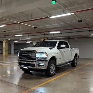 Camioneta Ram 2500 Laramie 2022 con Motor V8 de Alto Rendimiento - Product Image 1