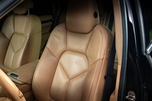 Porsche Cayenne 2011 - Product Image 4