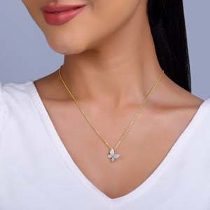 GIVA Heer colección oro mariposa migratoria diamante colgante y encanto - Product Image 4