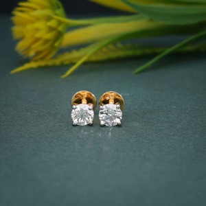 ต่างหูเพชร IGI Certified VVS ผลิตในห้องปฏิบัติการ แบบสี่ขา ตัวเรือนทอง 14k พร้อมตัวล็อคแบบเกลียว เครื่องประดับคุณภาพสำหรับผู้หญิง ราคาประหยัด - Product Image 1