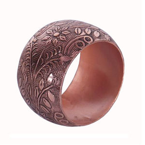 ANNEAU DE SERVIETTE MARTELLÉ EN CUIVRE APPAREIL DE FÊTE TABLE ANNEAU DE TISSU DE SERVIETTE DÉCORATIF - Product Image 4