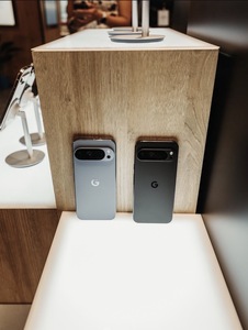 100% Auténtico, Nuevo y Original, Teléfono Inteligente Google Pixel 9 Pro, 9 Pro XL y Fold, 5G, SIM Libre, 16GB Obsidian, Versión Global - Product Image 4