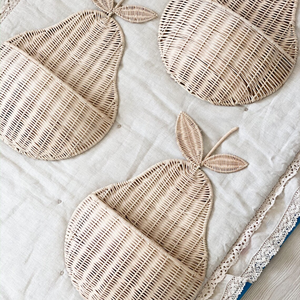 Décoration murale en rotin en forme de poire / Panier mural - Product Image 2