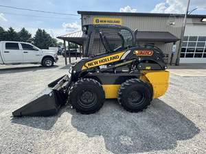 Cargadora Compacta de Orugas de Uso Pesado con Dirección Deslizante Frontal, Motor Holland L320 Usado, Caja de Cambios de Alta Eficiencia, Sistema Hidráulico TOSHIBA - Product Image 2