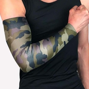 Manchons de compression sportifs OEM en gros – Spandex/Polyester à séchage rapide, personnalisables avec nom et logo d'équipe, imprimés par transfert thermique - Product Image 2
