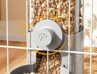Station d'alimentation pour chien en plastique amovible de type gravité, distributeur automatique suspendu haute capacité anti-renversement pour animaux de compagnie 2