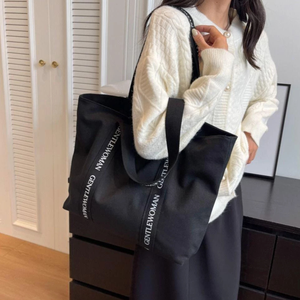 Bolsa de compras promocional de lona reciclable con logo personalizado ecológico, impresa y con tamaño personalizado, hecha en Vietnam. - Product Image 2