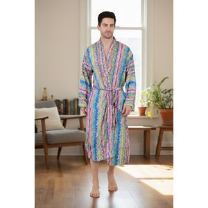 Ensemble de Robe de Plage Bohème Élégant Rose et Vert pour Homme – Kimono en Soie Douce avec Motif Géométrique Persan pour la Maison de Plage - Product Image 1